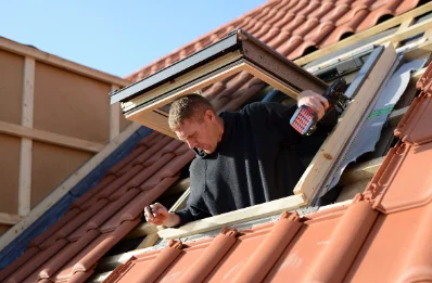 Pose de fenêtres de toit Velux à Angoisse